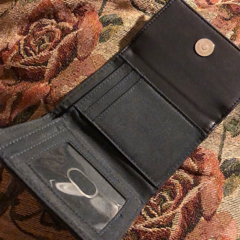 Wallet - Picture 2 of 3
